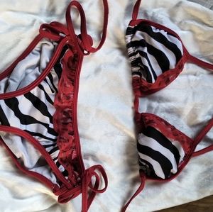 Barely there bikini- scrunch butt